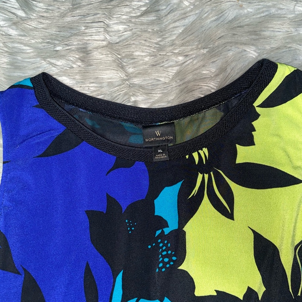 Floral Summer Top Size: XL